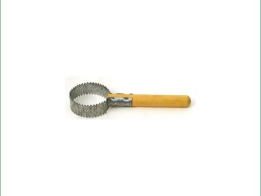 FSMWH FISH SCALER WOOD HANDLE